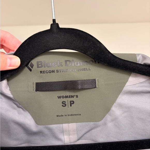 NEW with tags Black Diamond Recon Stretch Ski Shell - Women’s size Small - Picture 4 of 9